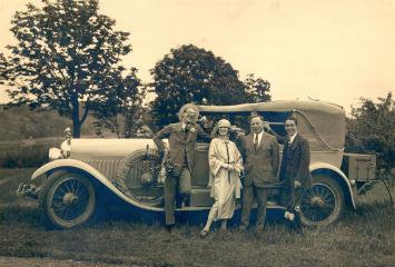 Jack Pickford, Marylyn Miller and friends